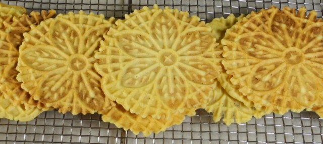The Nonna Files: Pizzelle