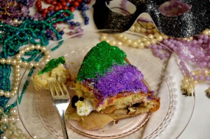Mardi Gras King Cake Tasty